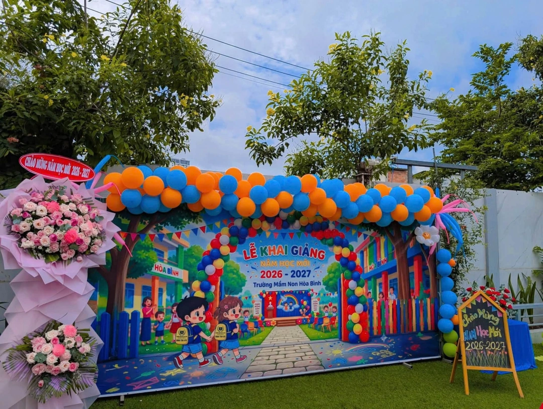 le_khai_giang