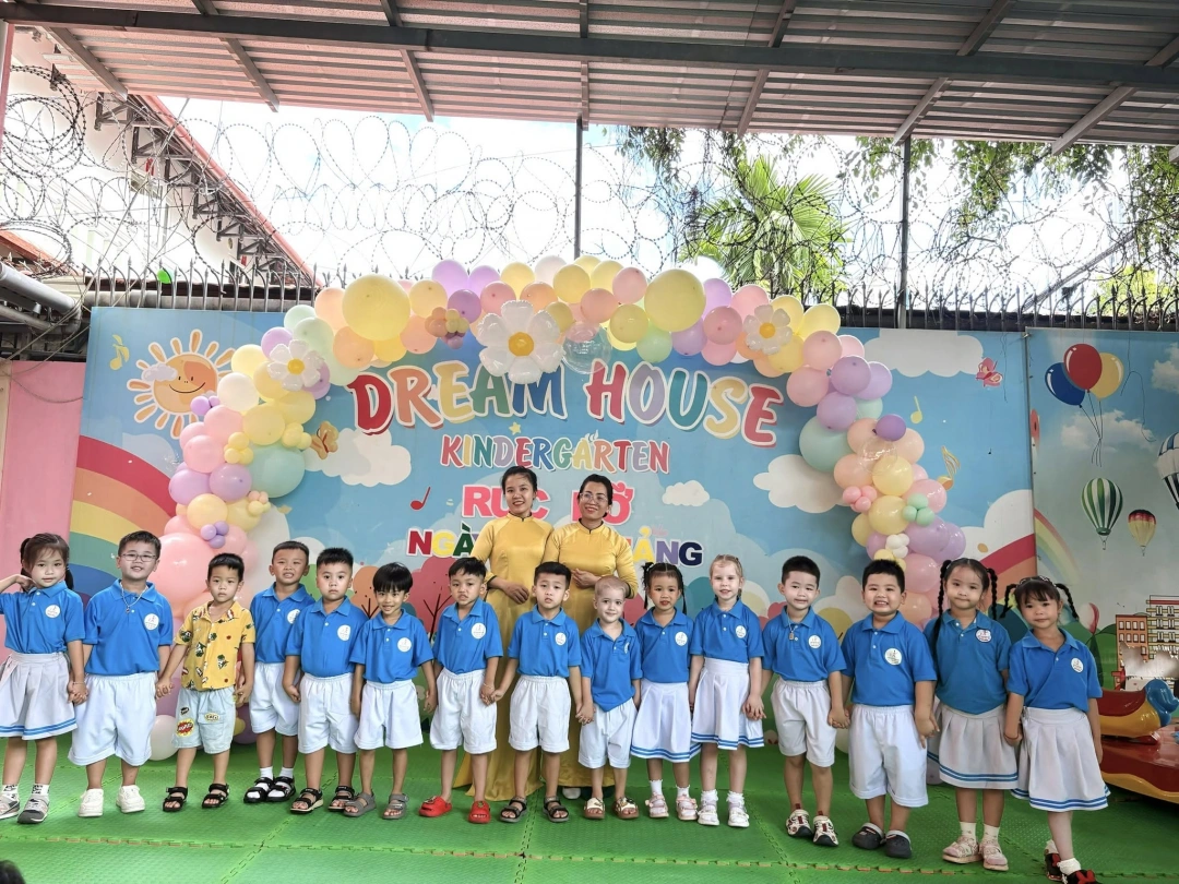 Mầm Non Song Ngữ Dream House